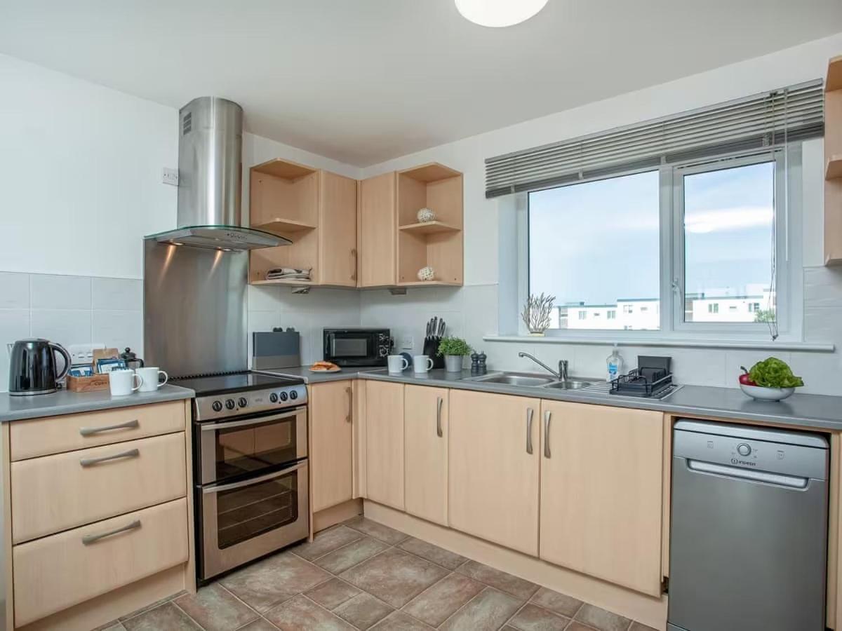 Three Bedroom House In Porth New Quay Zewnętrze zdjęcie