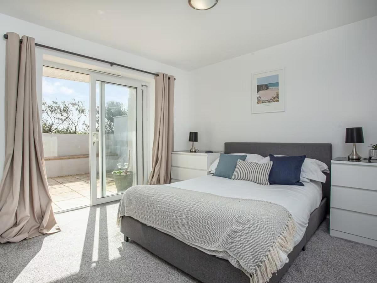 Three Bedroom House In Porth New Quay Zewnętrze zdjęcie